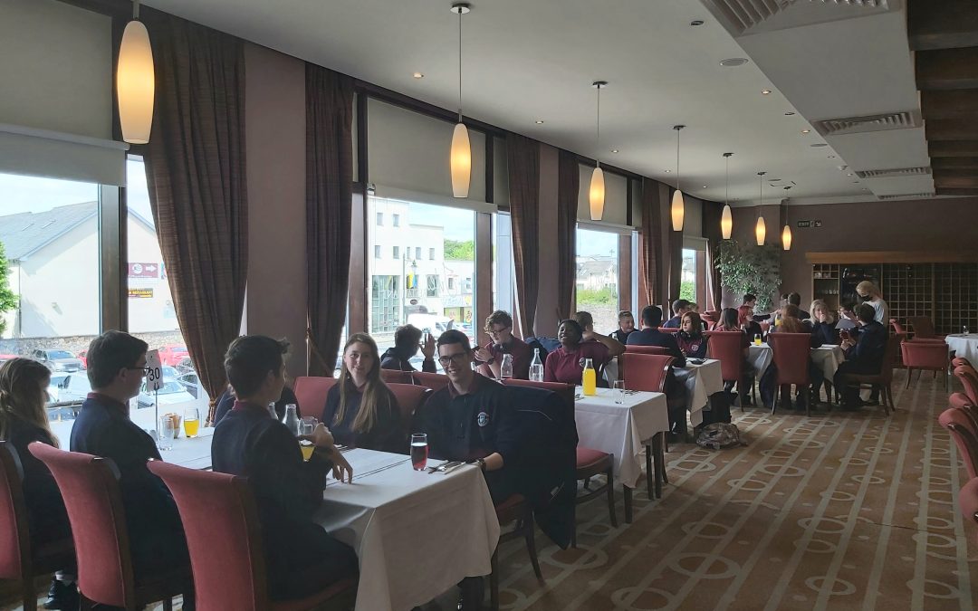 5th Year Mentors and Student Council members enjoy a lunch in Trim Castle Hotel!