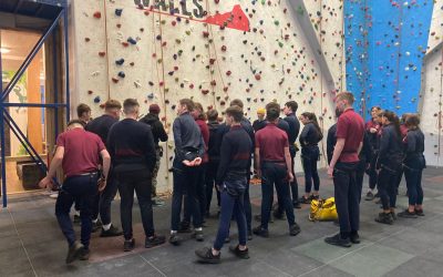 Class Tara’s Thrilling Training Session at Awesome Walls: Pursuing NICAS Award in Leisure and Recreation